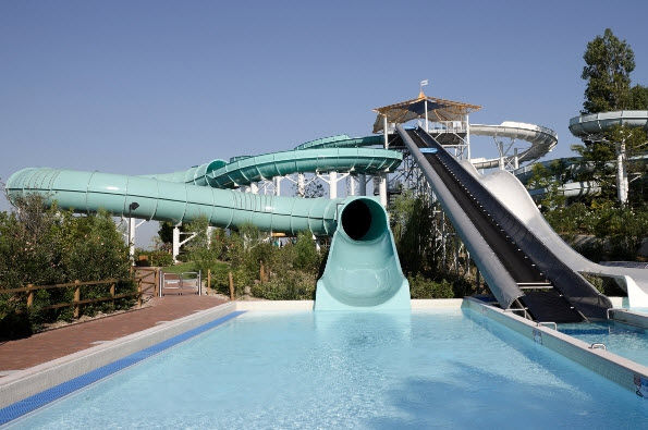Toboggan aquatique
