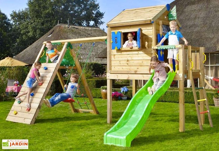 Toboggan jungle gym
