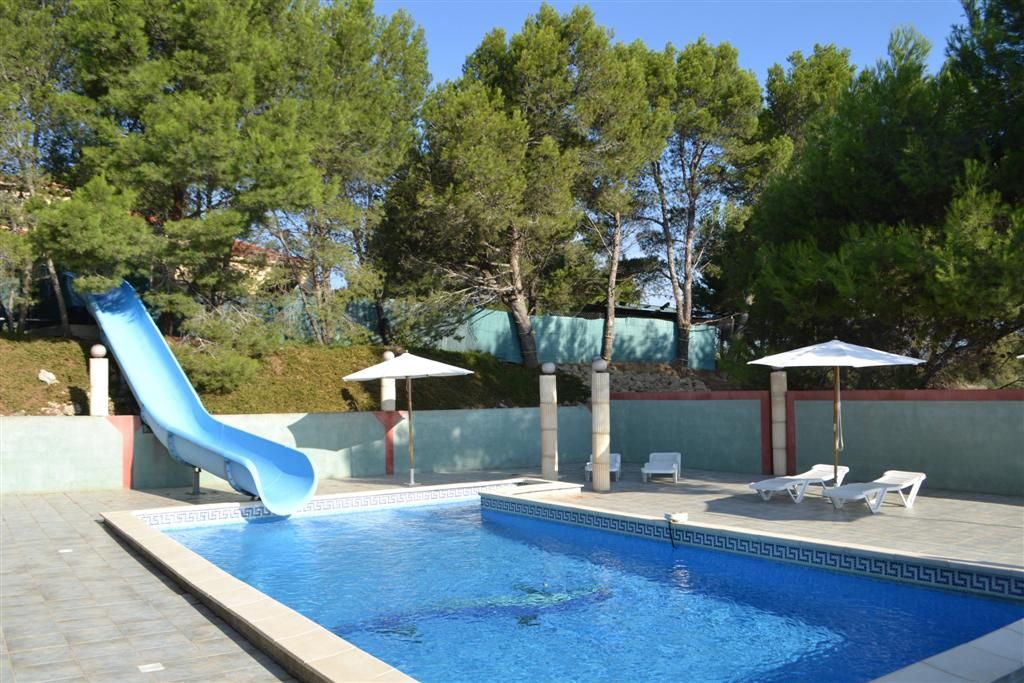 Piscine toboggan 92
