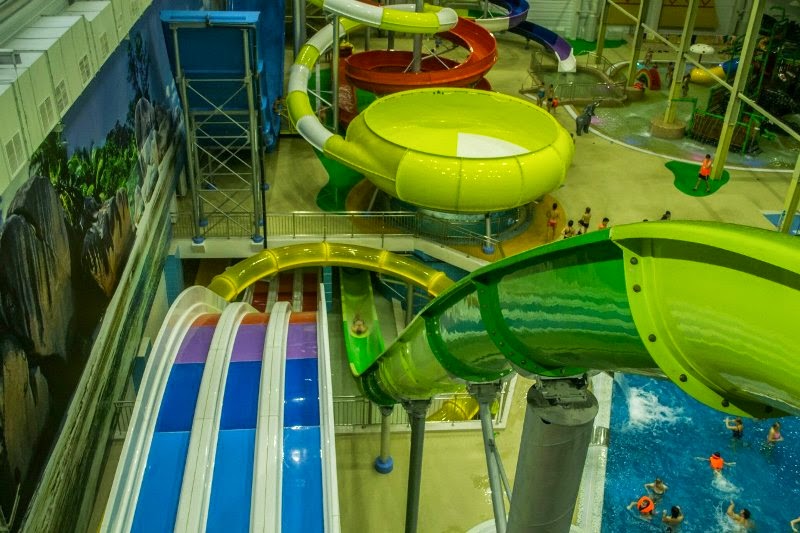 Toboggan looping rocket
