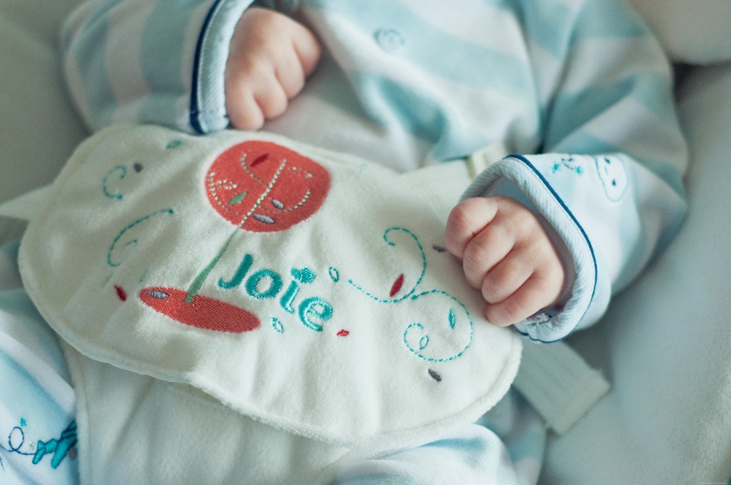 Balancelle bébé et maman
