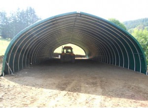 Serre tunnel agricole
