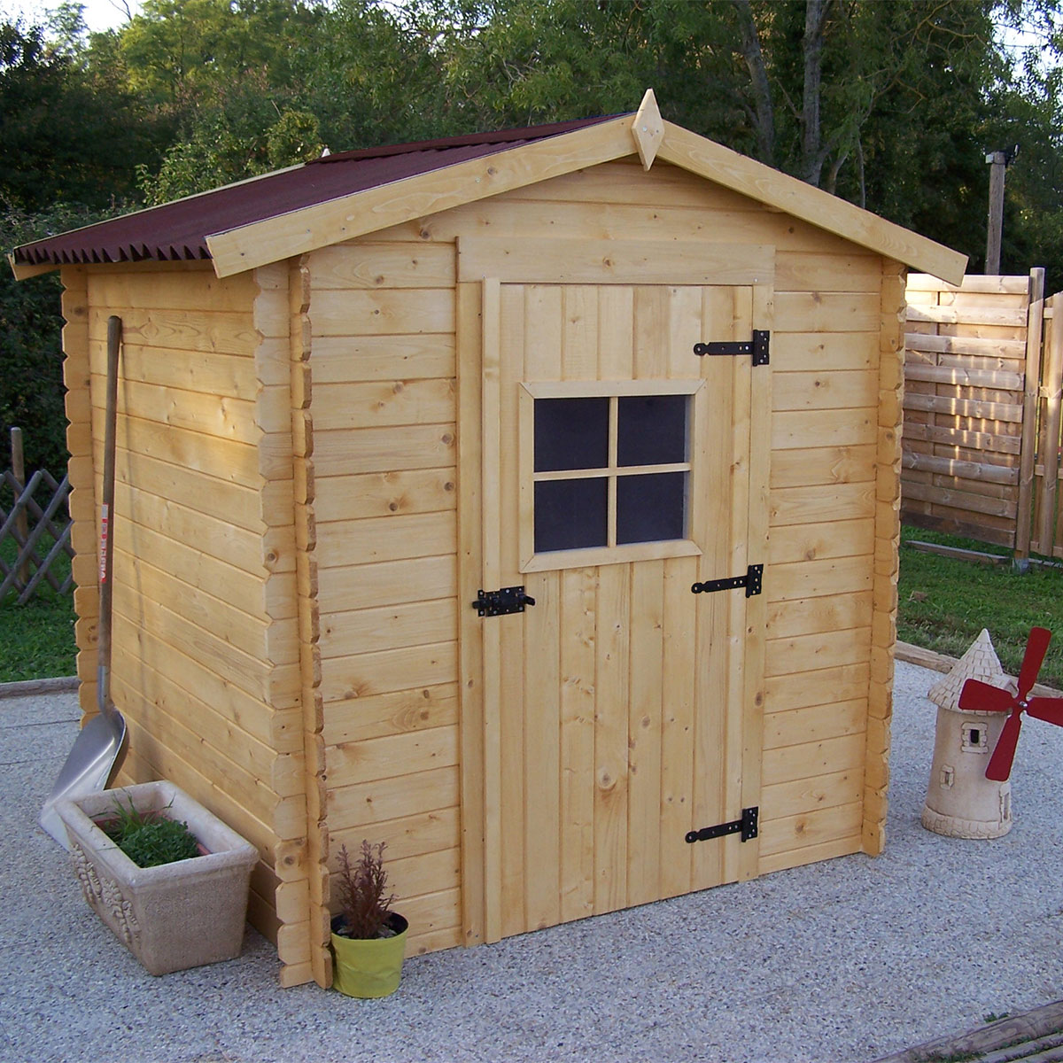Abri de jardin pas cher en bois
