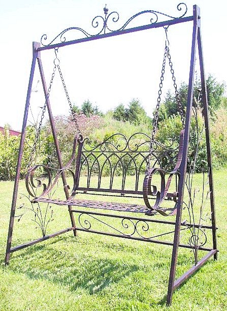 Balançoire de jardin en fer forgé
