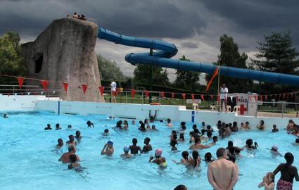 Toboggan aquatique 77
