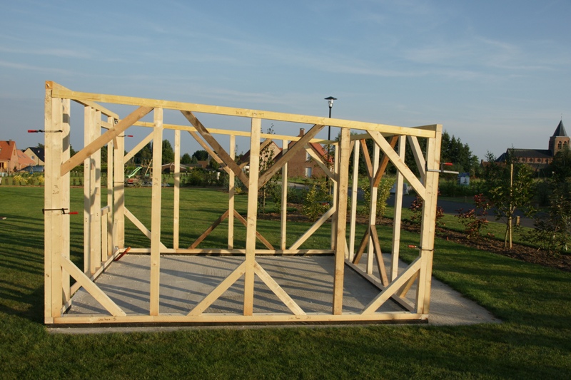 Comment fabriquer un abri de jardin en bois
