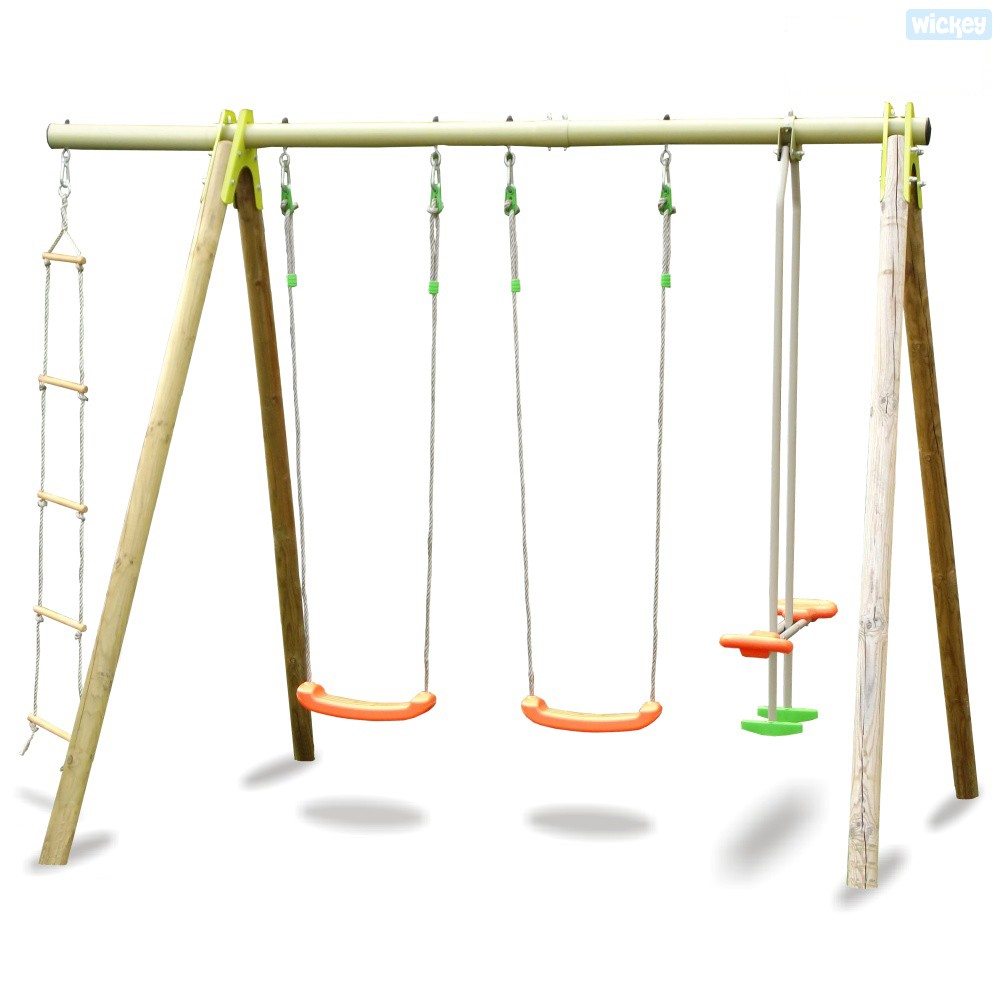 Balancoire en bois
