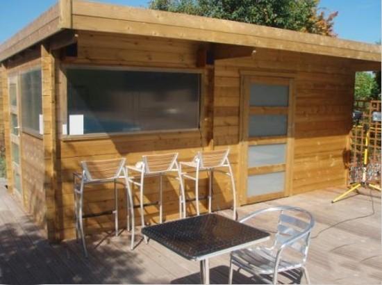 Cabane de jardin bar
