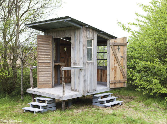 Cabane de jardin construction
