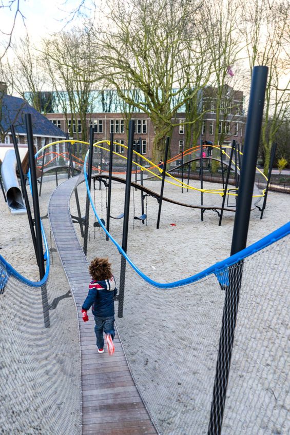 Balancoire geante amsterdam
