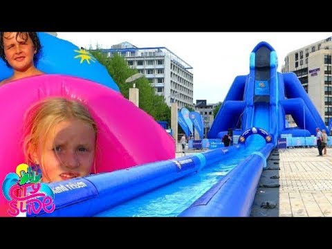 Youtube toboggan aquatique géant
