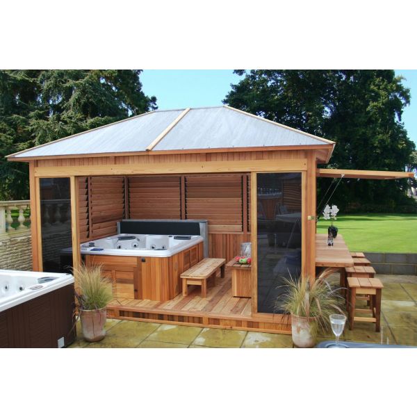 Abri extérieur en bois
