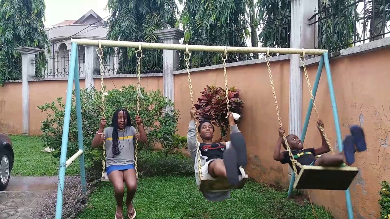 Balancoire bois hyper u
