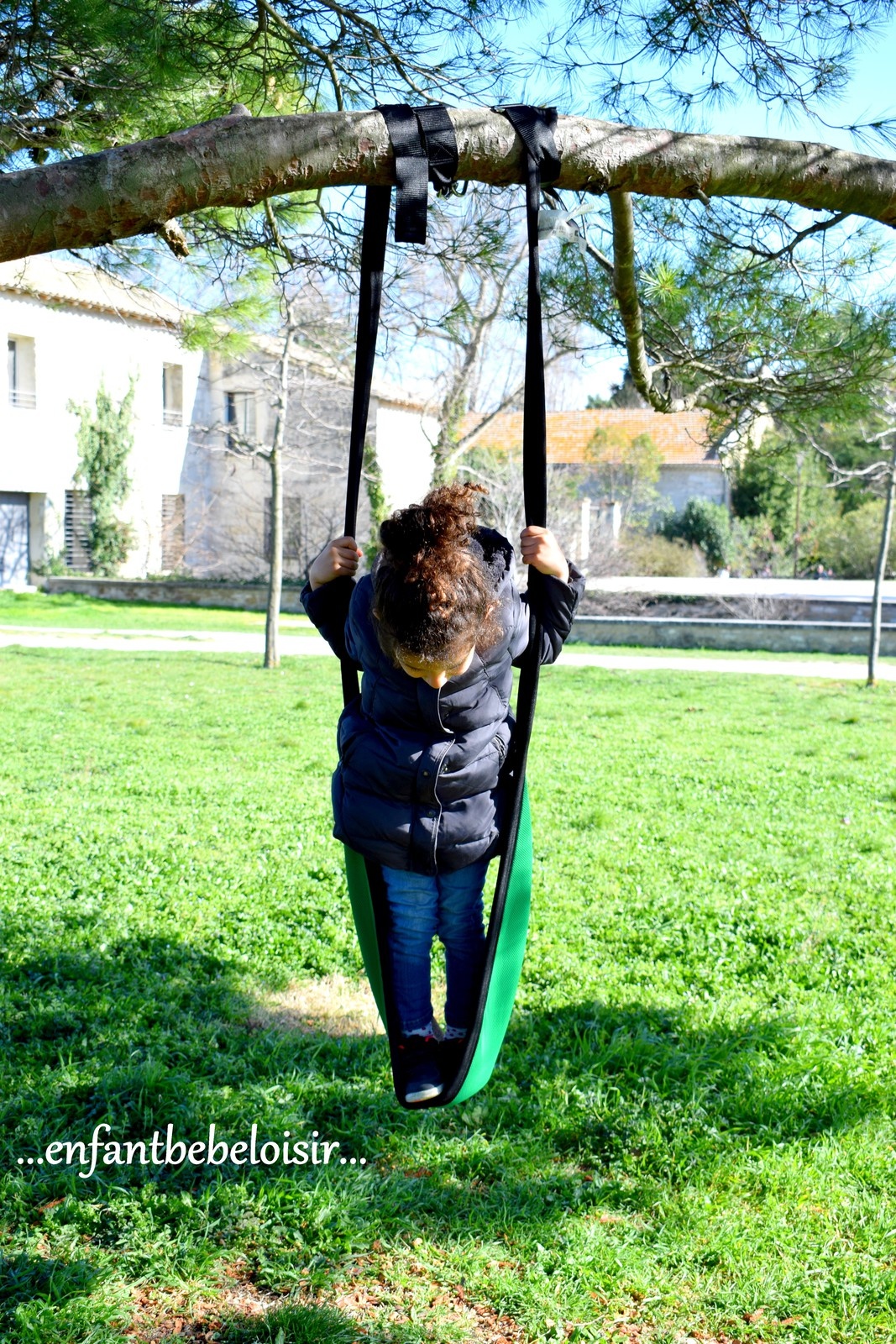 Balancoire pour arbre
