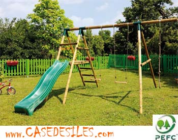 Balancoire et toboggan carrefour
