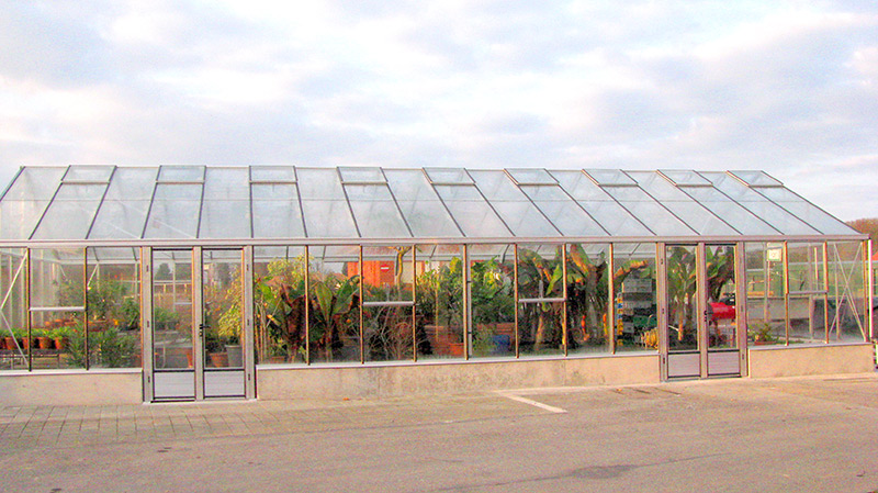 Prix serre en verre professionnel
