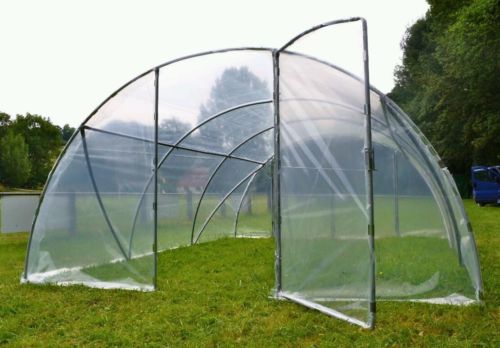 Serre de jardin non transparente
