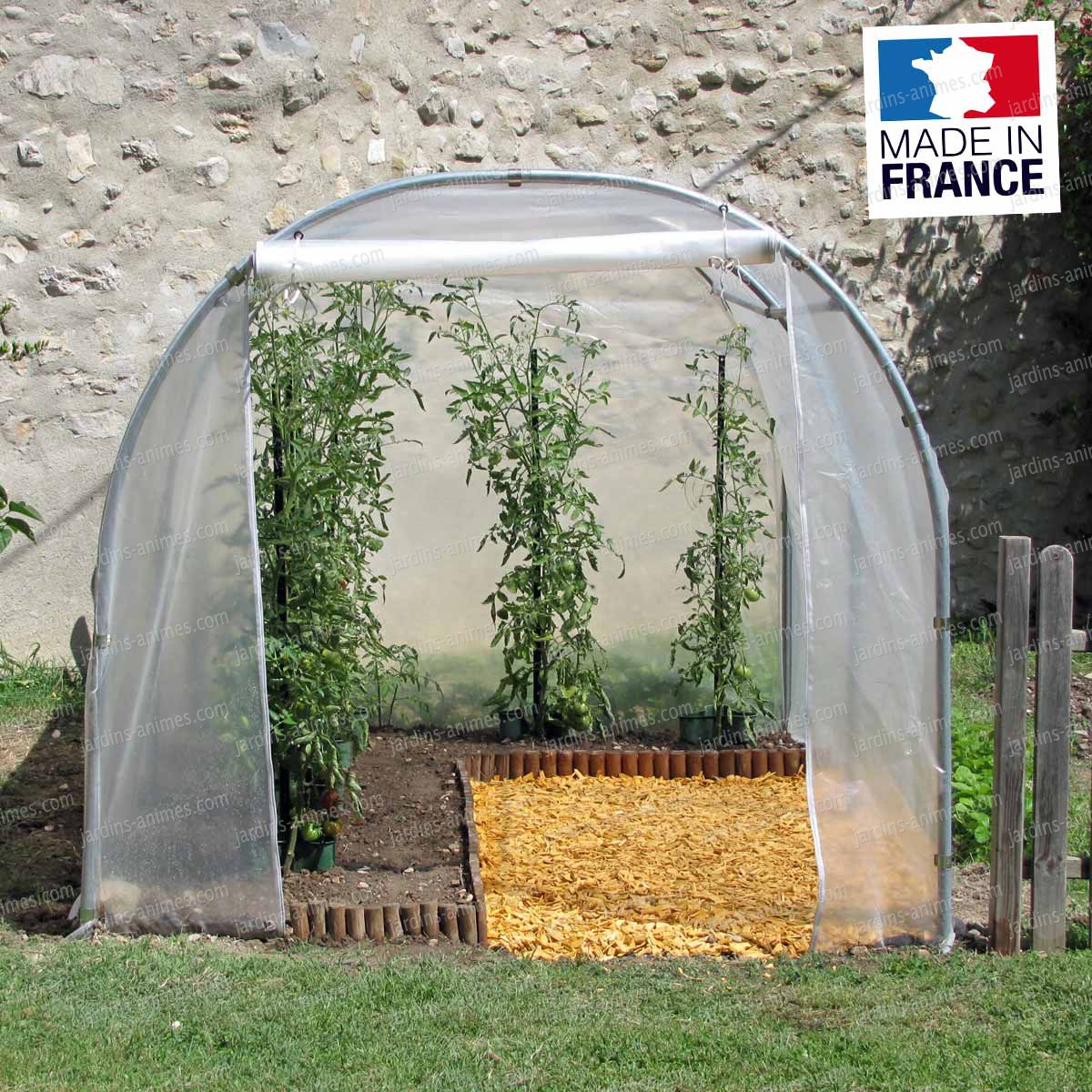 Petite serre de jardin tunnel
