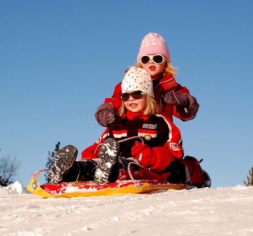 Where can i toboggan in hamilton
