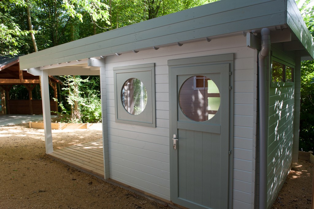 Abri de jardin toit plat 12m2
