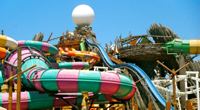 Toboggan yas waterworld
