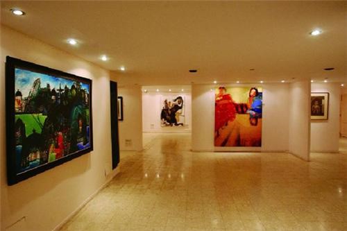 verandah art gallery