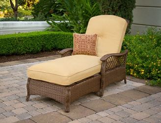 veranda chaise lounge