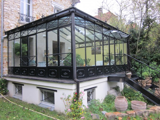 verriÃ¨re et veranda ancienne