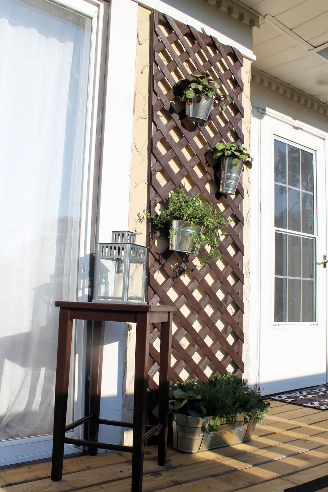 veranda wall ideas