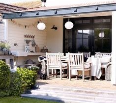 veranda bois et briquettes