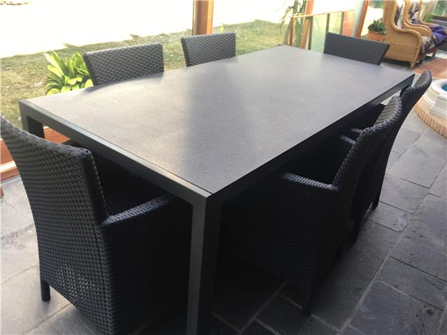 table et chaise pour veranda