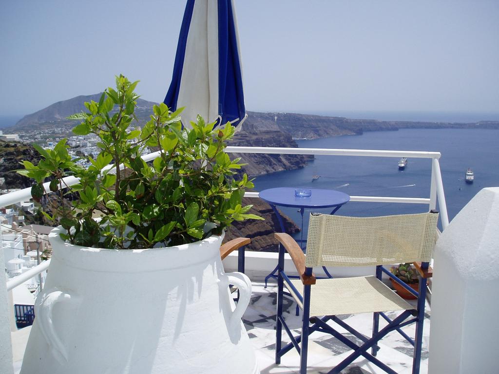 veranda view hotel santorini