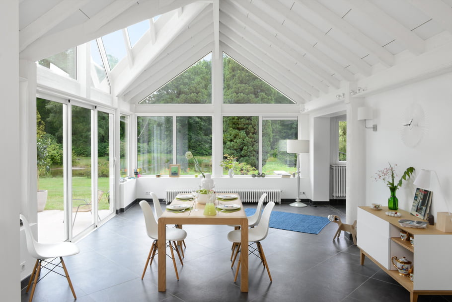 veranda bois blanc