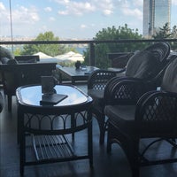veranda grill bar