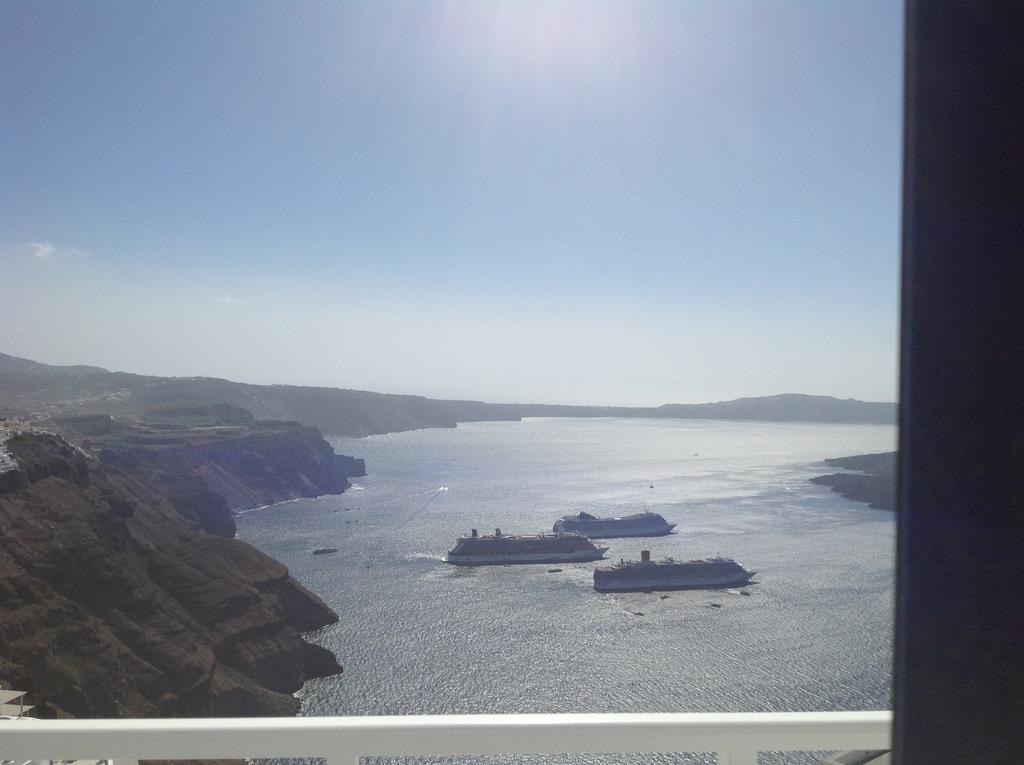 veranda view hotel santorini