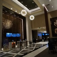veranda luxe cinema & lounge