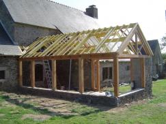 charpente de veranda en bois