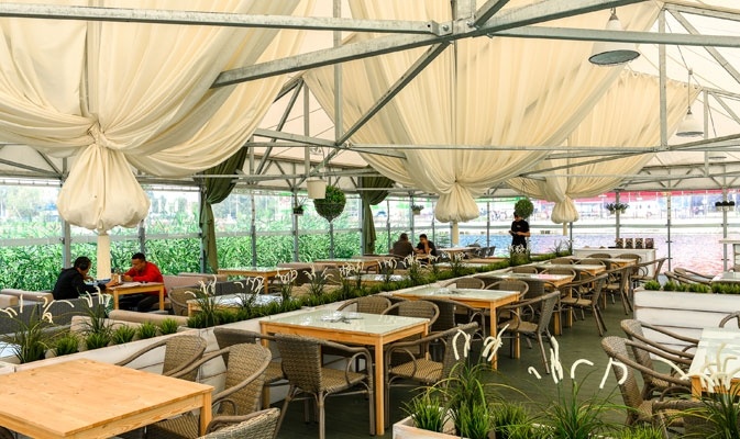 veranda grill bar