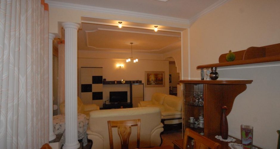 vlora center veranda