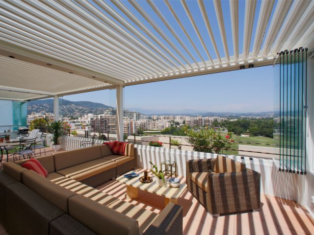 veranda bioclimatique definition