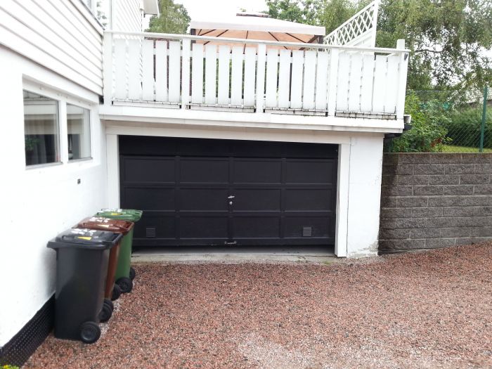 garasje med veranda