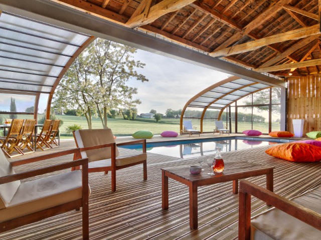 veranda piscine bois