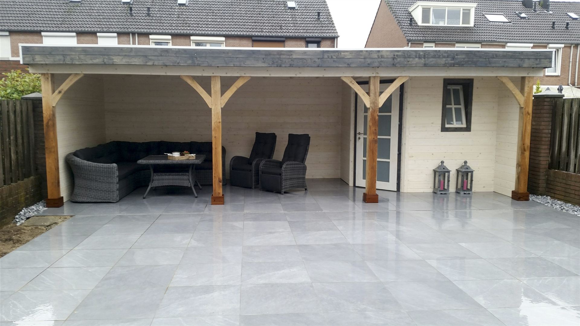 veranda achter garage