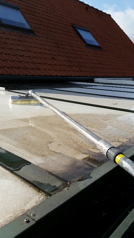 nettoyer toiture veranda