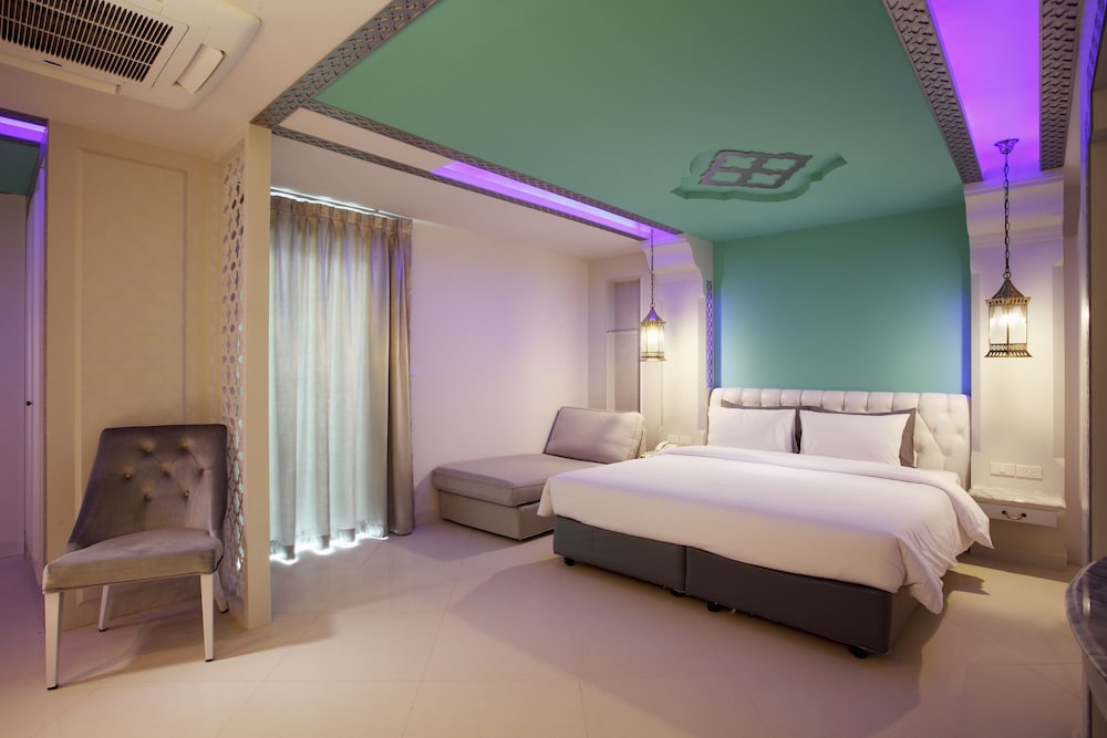 verandah hotel ao nang