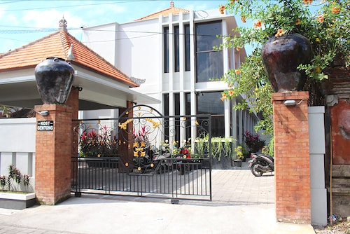 danes art veranda bali