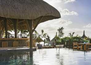 veranda pointe aux biches leclerc