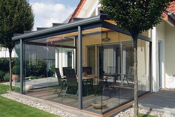 veranda avec porte coulissante