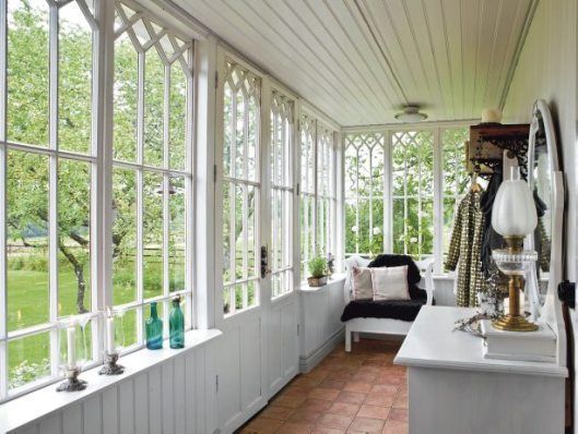 closed veranda design