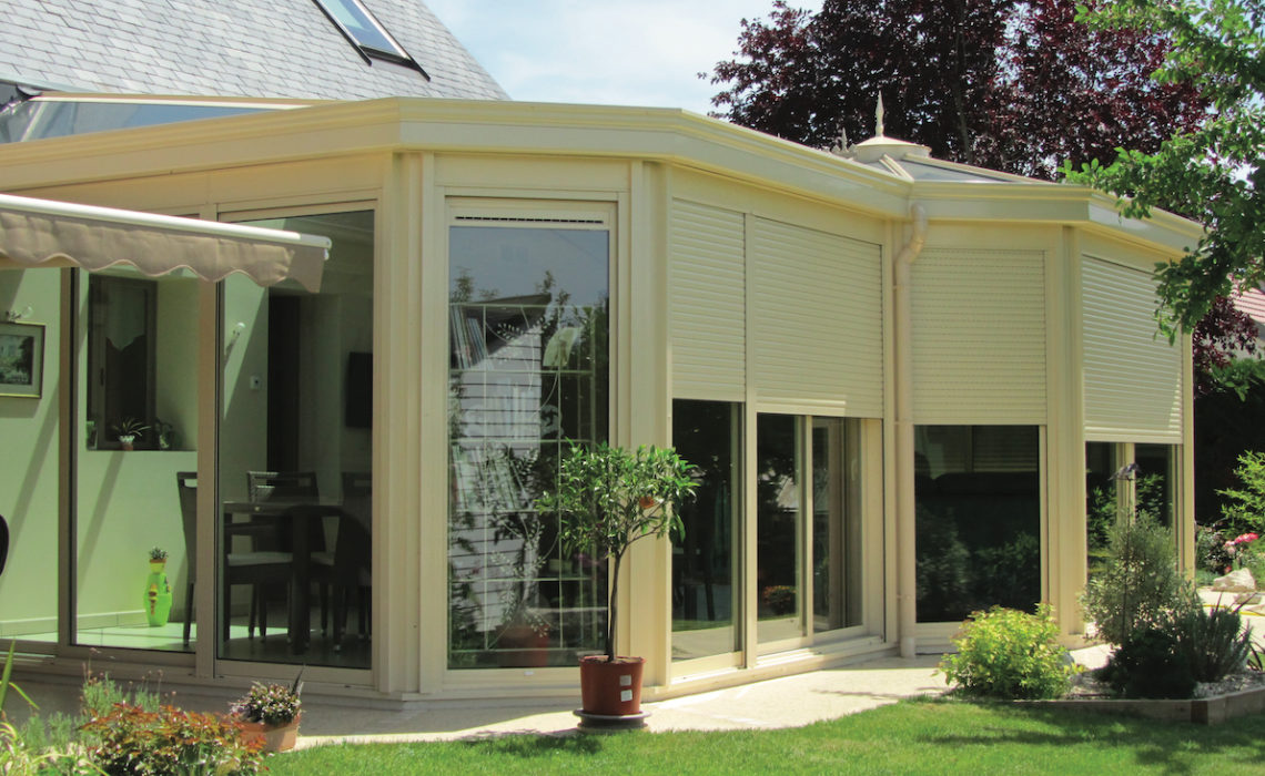 veranda fenetre joue les tours